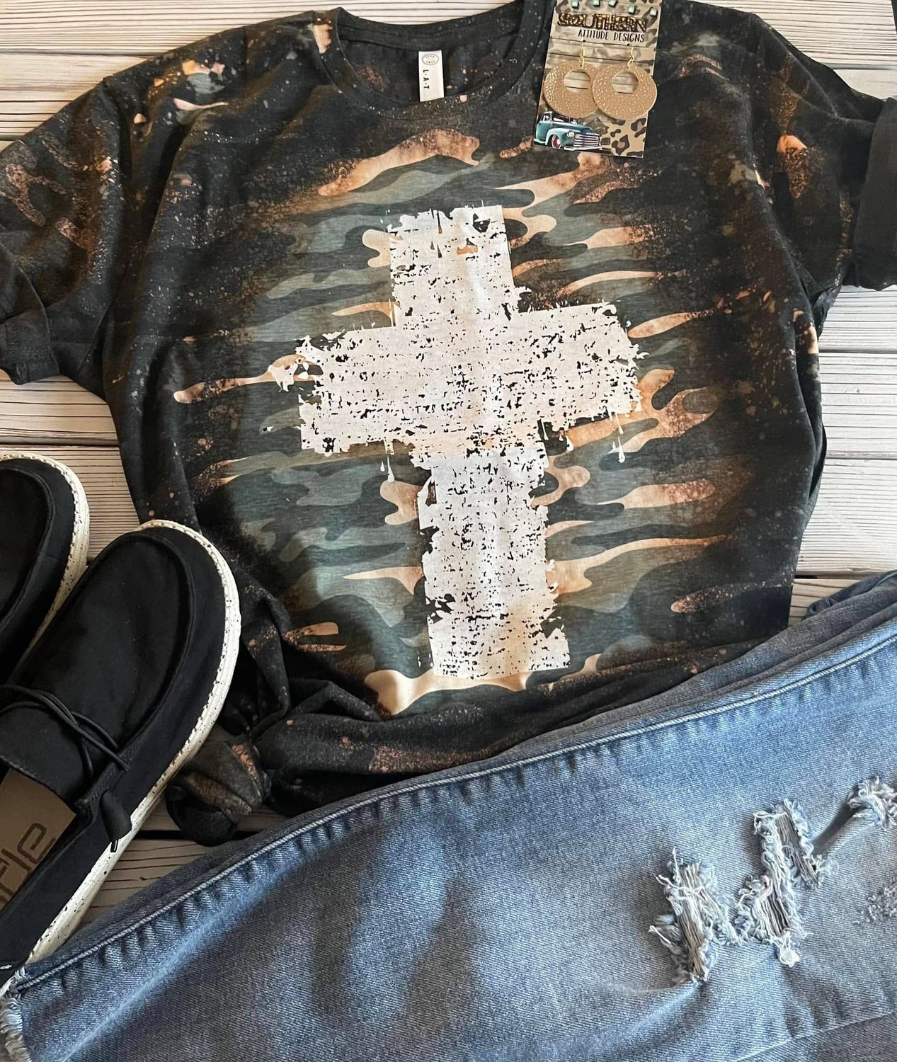 T-Shirt - Bleached Grunge Cross, Size: Small