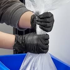 DISPOSABLE GLOVES