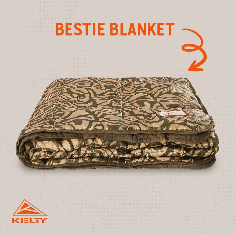 Bestie Blanket
