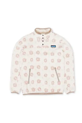 KAVU W's Cavanaugh
