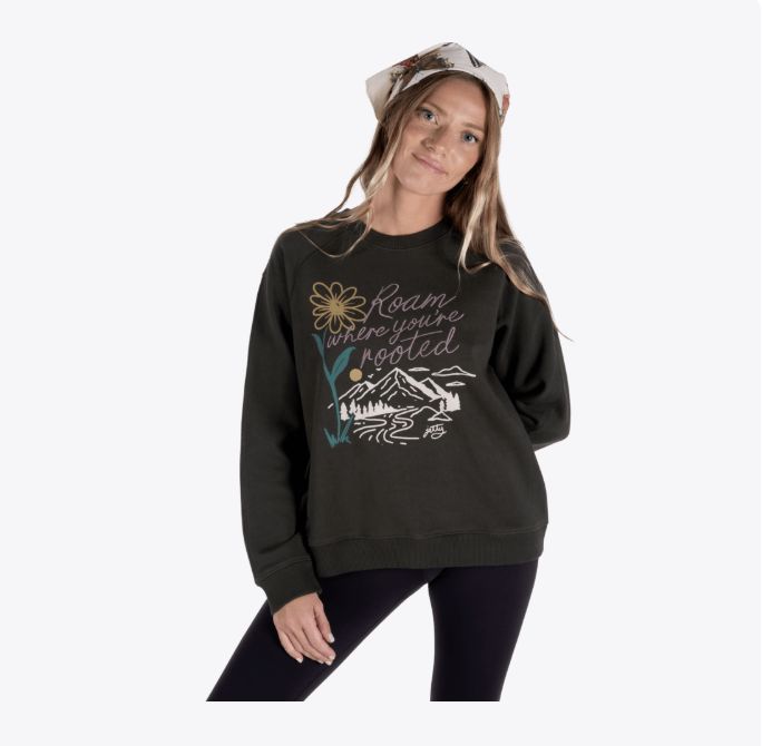 JETTY W's Rose Crewneck Fleece