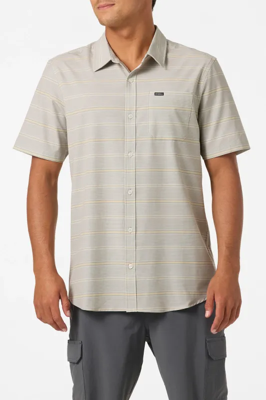 O'NEILL M's UPF Slub Relaxed Fit Shirt