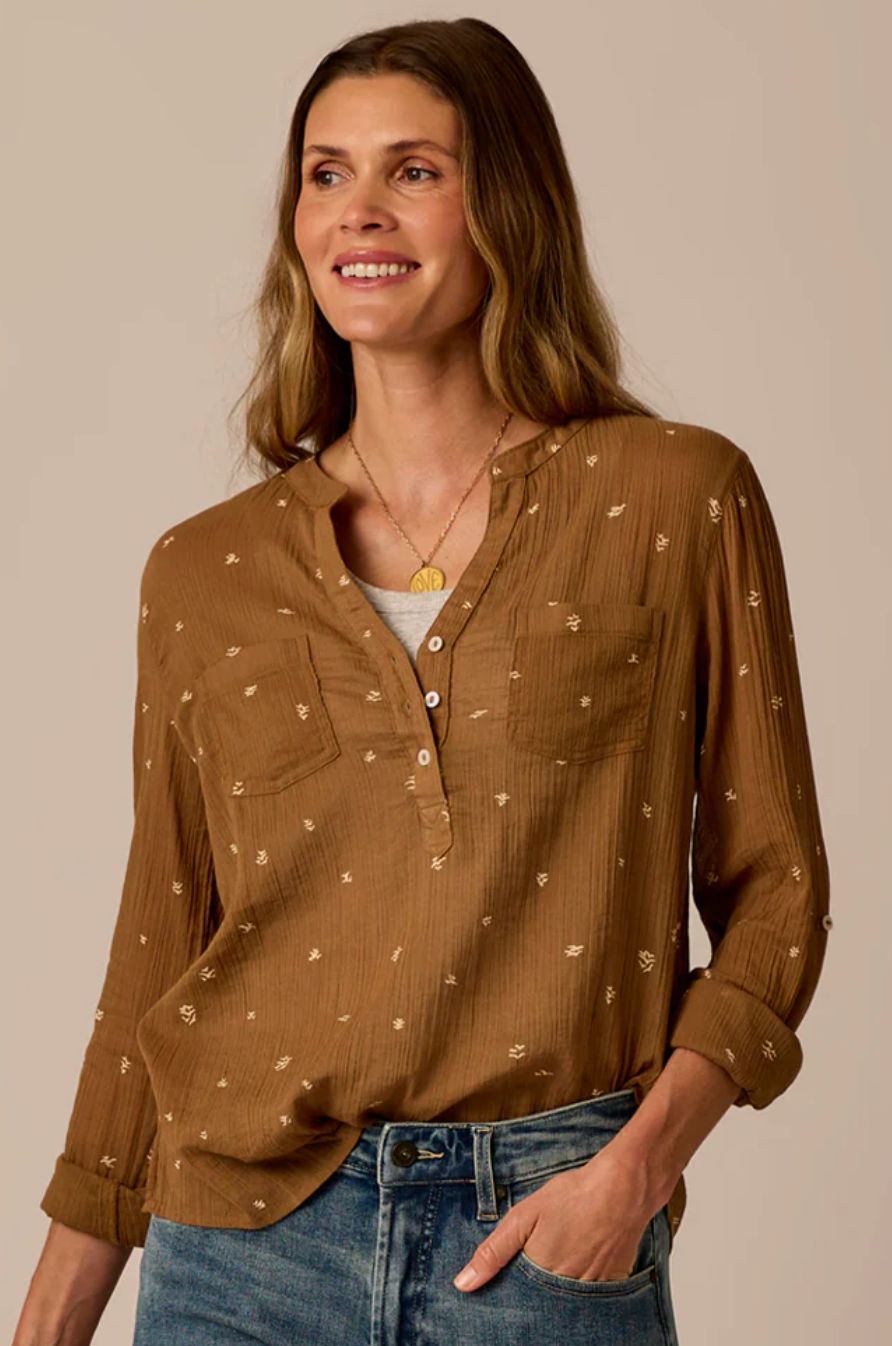 Carve Designs W's Dylan Gauze Shirt F26, COLOR: Walnut Birdsong, Size: Small