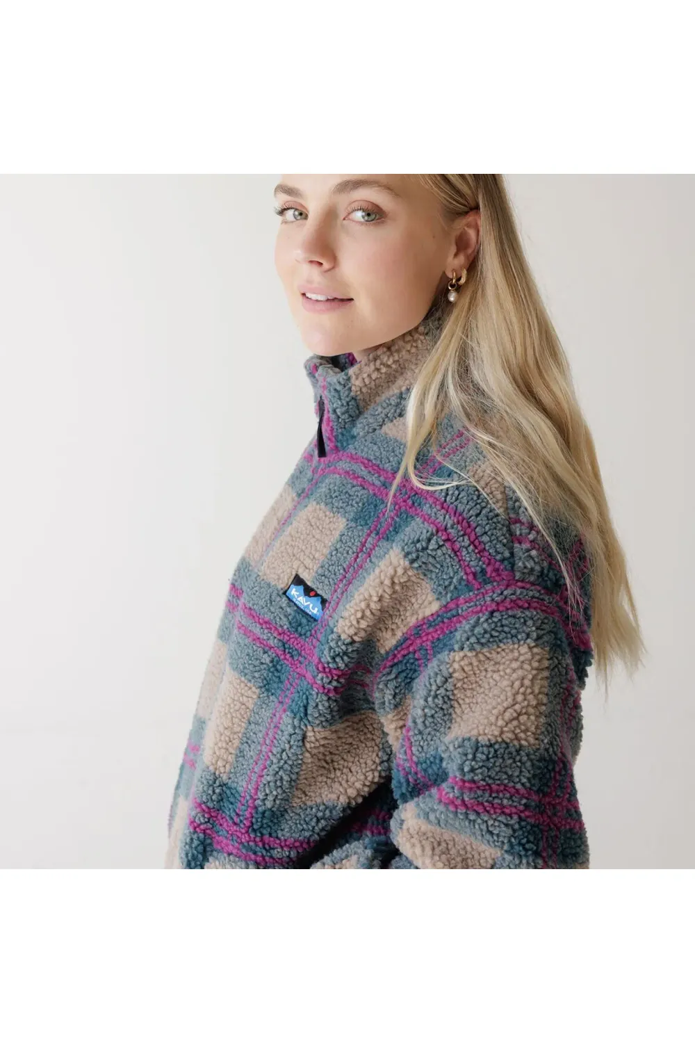 KAVU W's Loven