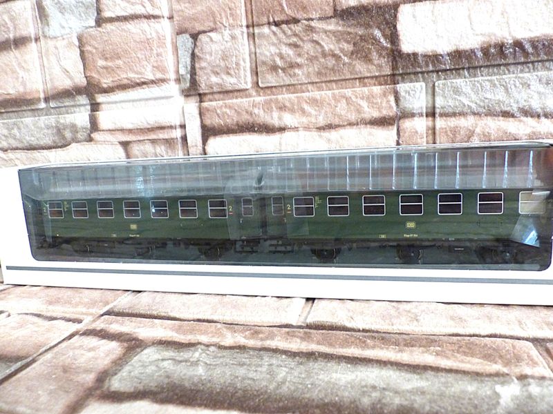 Märklin H0 Personenwagen H0 43186 DB mit Beleuchtung 2 Umbauwagen 2. Klasse grün