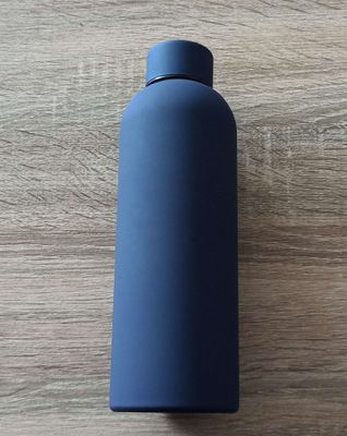 Gourde 500 ml – Revêtement caoutchouc – Gravure sur mesure
