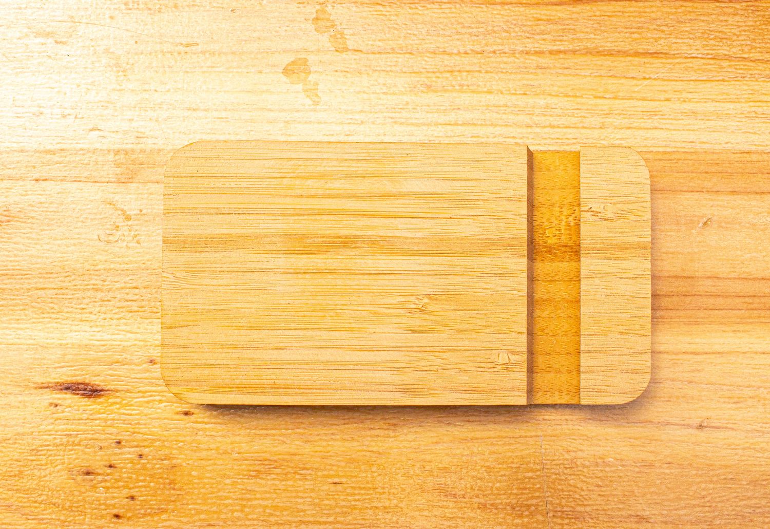 Support téléphone &amp; tablette en bois – Gravure sur mesure