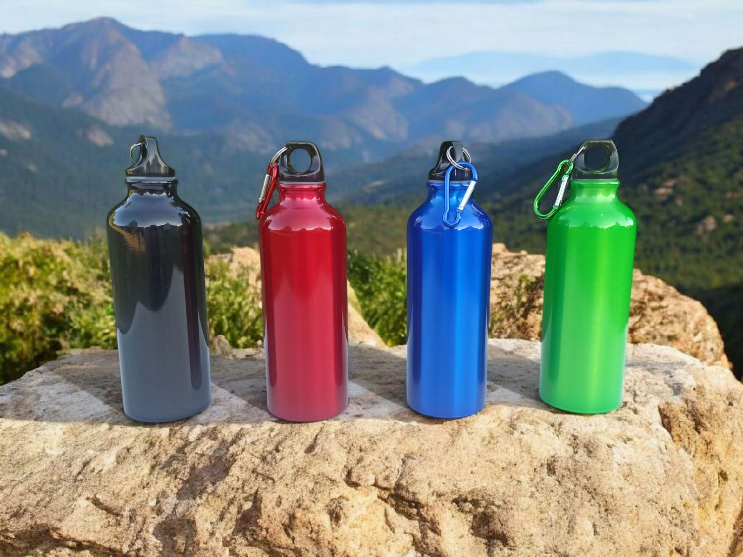 Gourde 500 ml – Aluminium avec mousqueton – Gravure sur mesure