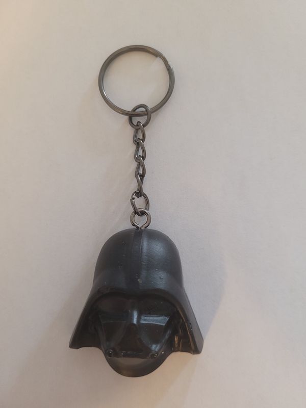 DARTH VADER KEYCHAIN