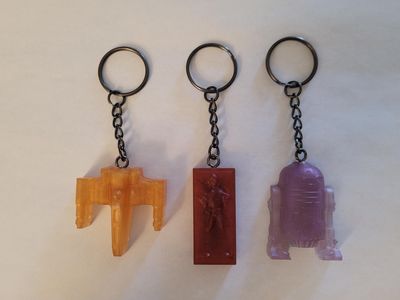 SMALL KEYCHAINS