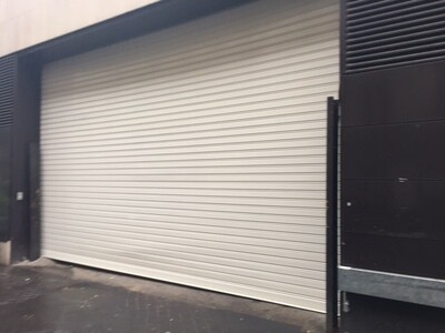 Moteur SIMU T815. Moteur pour Portes de Garages et Stores 150 Nm