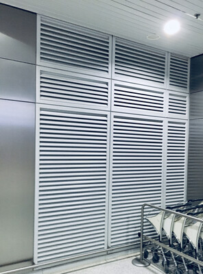 grille de ventilation sécurisée à ailettes - fabrication sur mesure