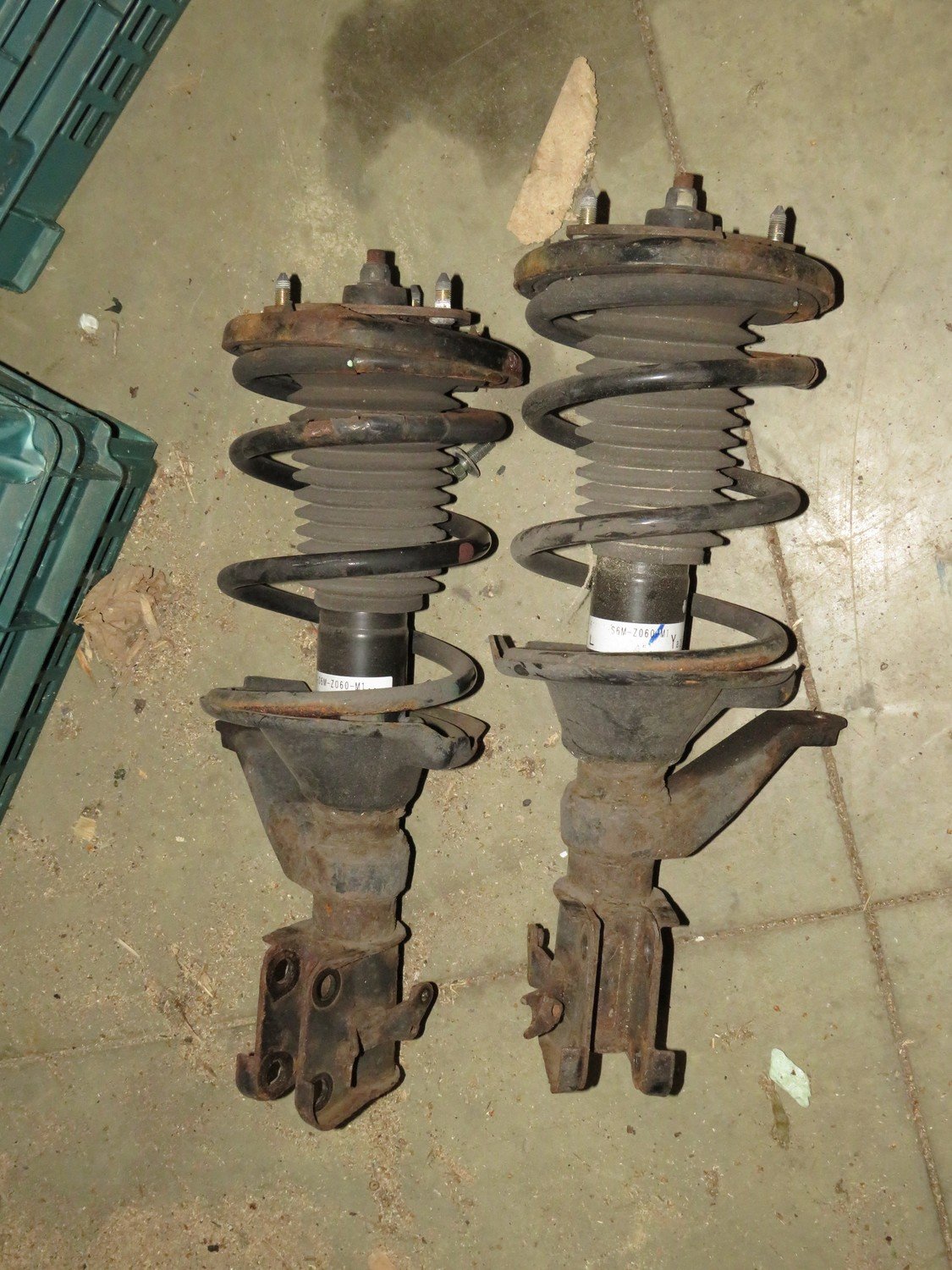 Integra DC5 Front Shocks