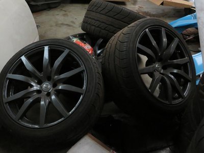 Nissan GTR R35 2011 Wheels with Great Tyres