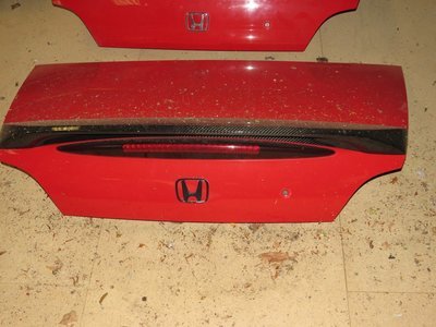 Honda S2000 Red rear Boot with Carbon Spoiler