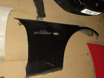 Honda S2000 Black Drivers right front Wing