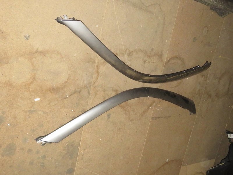 Nissan 350Z Windscreen side Trims One Only Left or Right