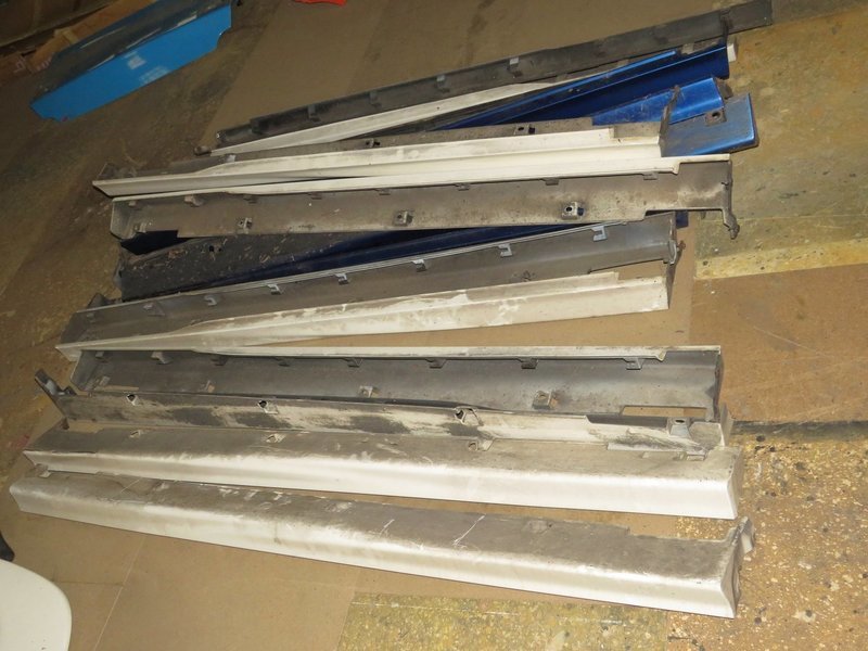 Honda Integra DC5 Pair of White Side Skirts