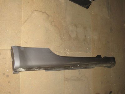 Nissan 350z Drivers right Side Skirt