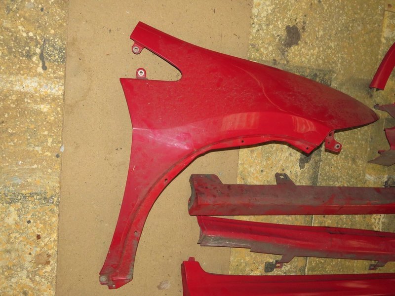 Honda Civic Type R FN2 Drivers Red Wing