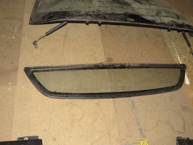 Honda NSX Rear Screen Glass into Engine Bay