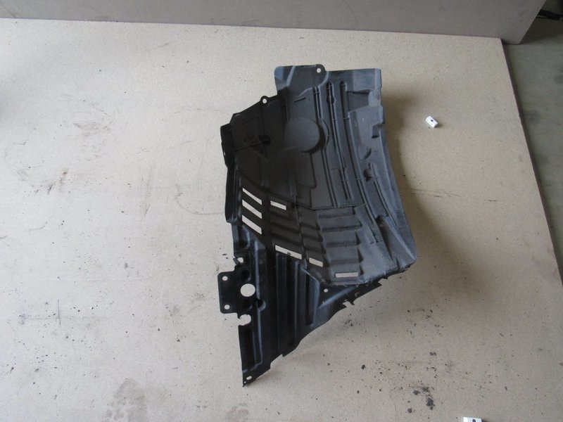 Nissan 350z 2004 Front Wheel arch Trim Cover Drivers right Front
