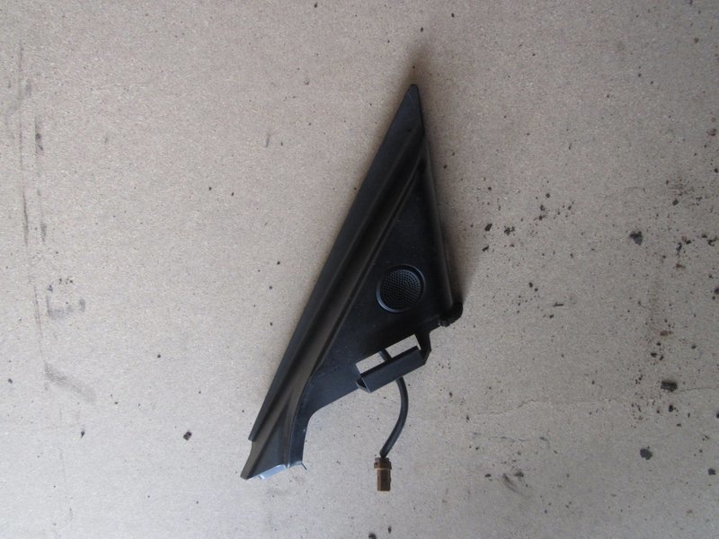 Nissan 350z 2004 Drivers Side right Door Mirror trim Cover with Tweeter