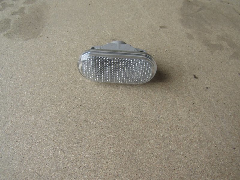 Nissan 350z 2004 Front Wing Indicator one Only