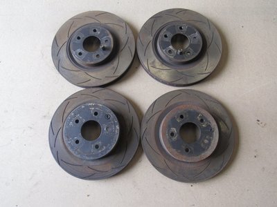 Nissan 350z 2004 Nice set of Front and Rear Slotted Disks