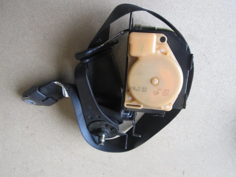 Nissan 350z 2004 Drivers Right Seat Belt