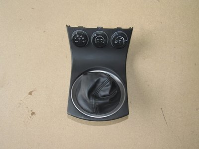 Nissan 350z 2004  Gear Gaiter Surround Heater Controls Interior Trim
