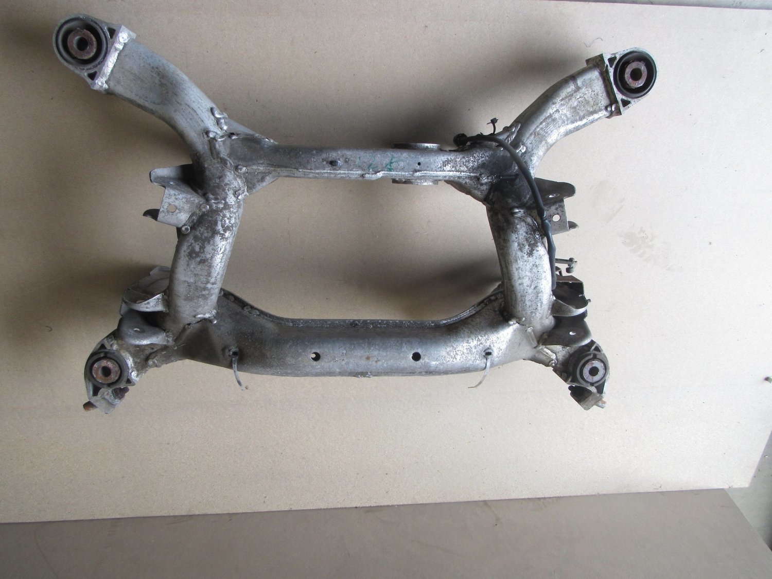 Nissan 350z 2004   Rear Diff Subframe