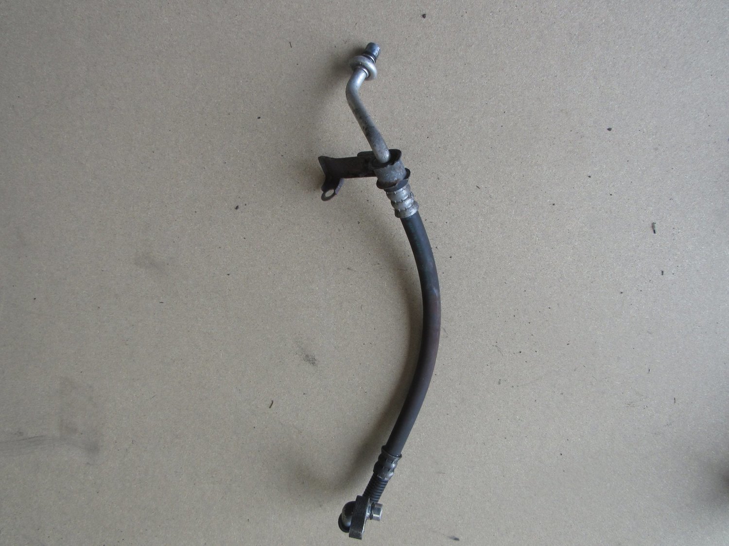 Nissan 350z 2004   Air Con A/C Pipe