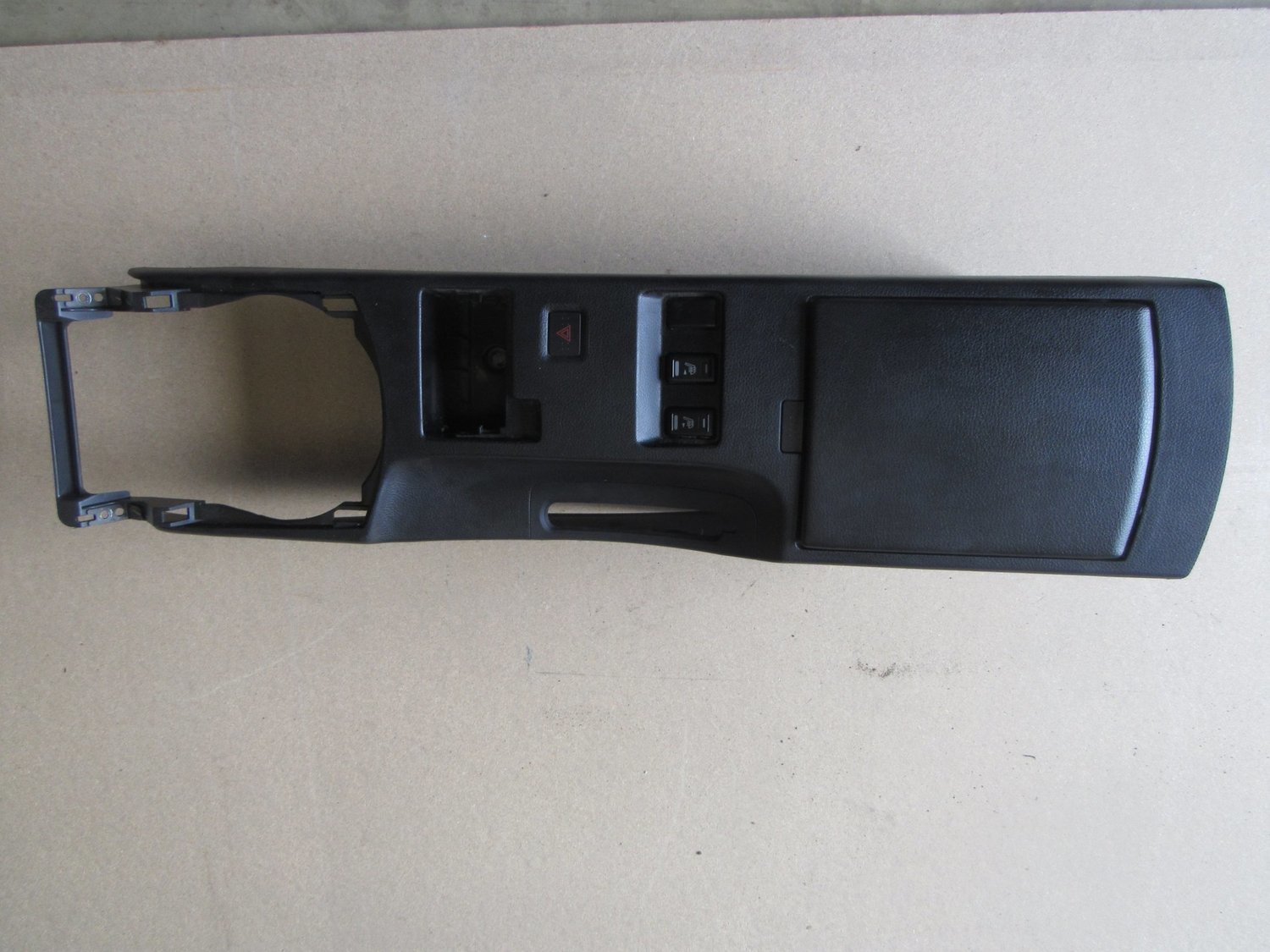 Nissan 350z 2004   Interior Trim with Switches