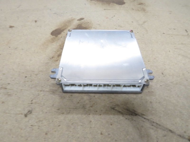 Honda Integra Type R DC5   Engine Management ECU PRC No Immobiliser