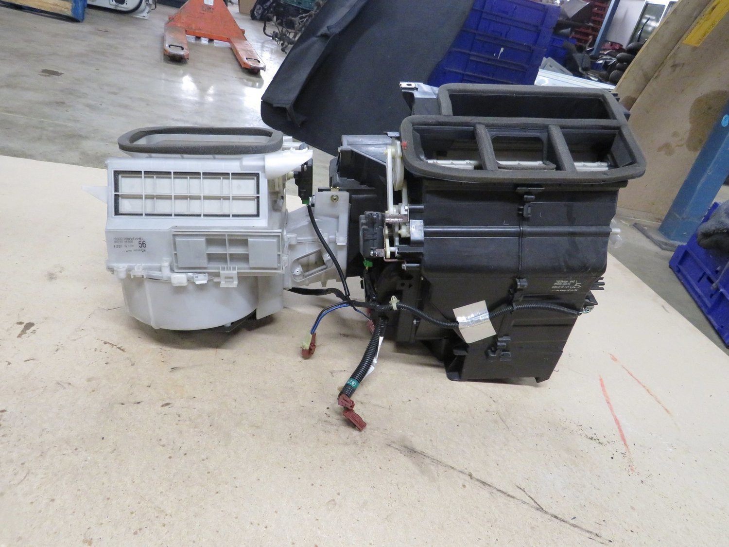 Honda Integra Type R DC5   Heater Metrics Blower Unit