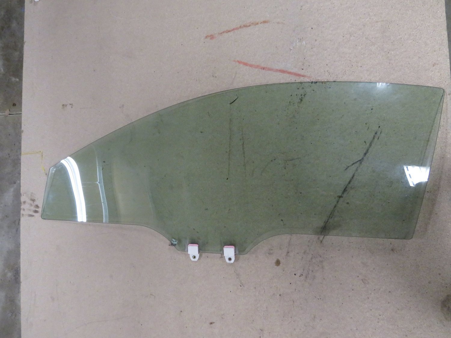 Honda Integra Type R DC5   Passenger Left window door Glass