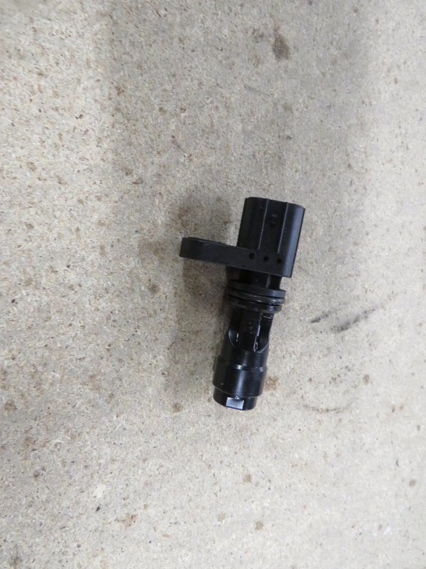 Honda Civic Type R  Engine Side Timing Cover Crank Position Sensor