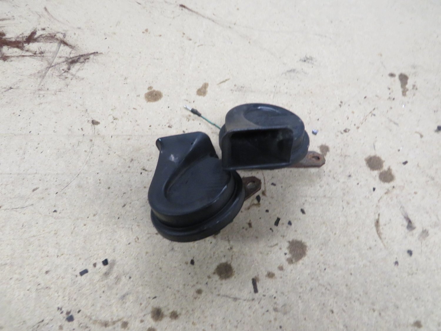 Honda Integra Type R DC5   Pair of Horns