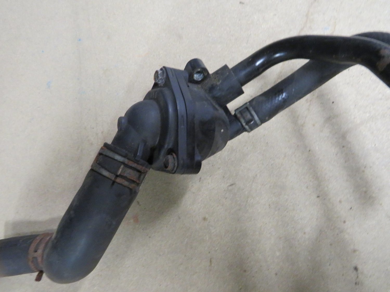 Honda Integra Type R DC5   Engine Thermostat Fits Civic EP3