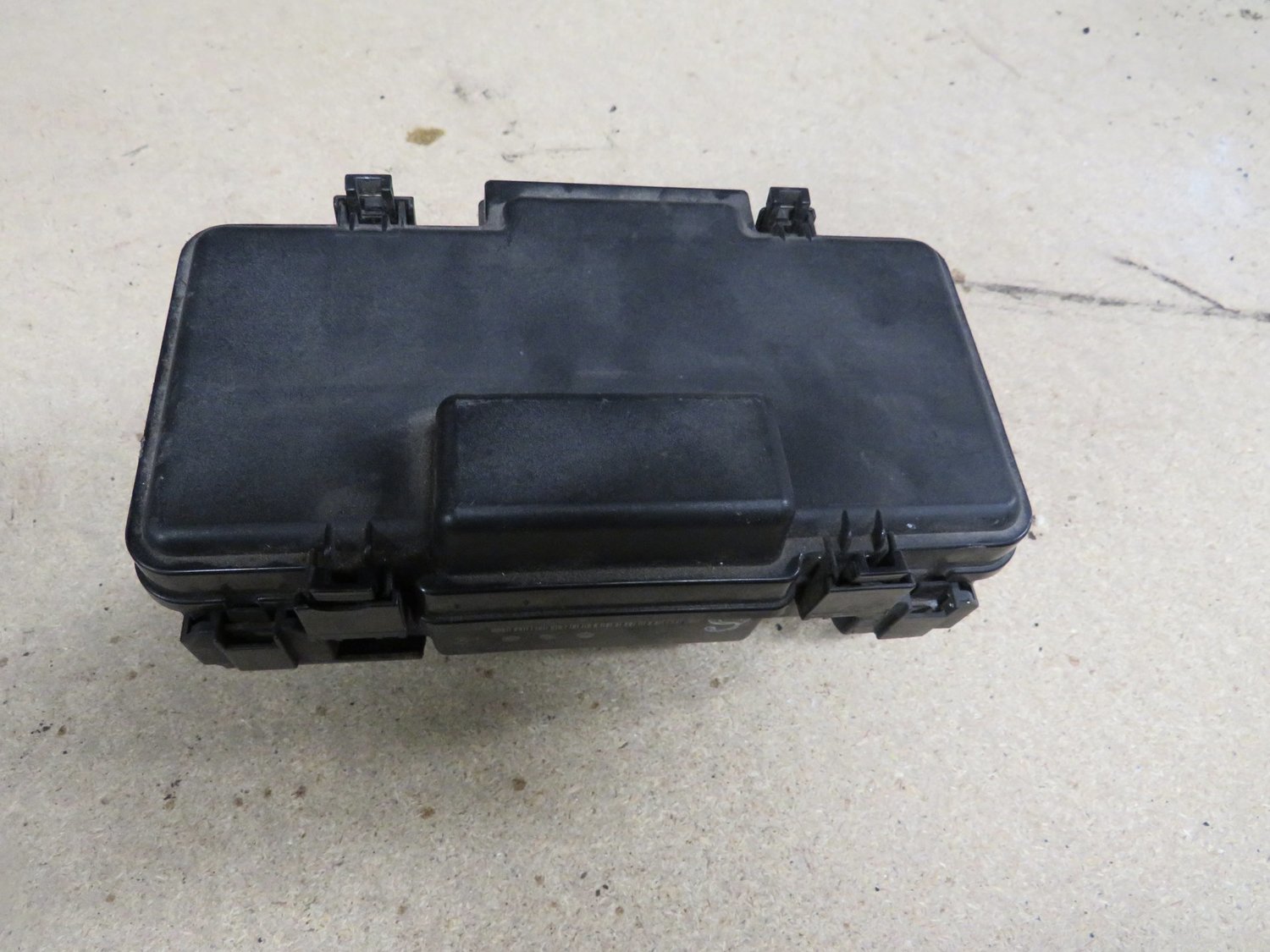 Honda Integra Type R DC5   Main Engine bay Fuse box with all Fuses Relays Complete
