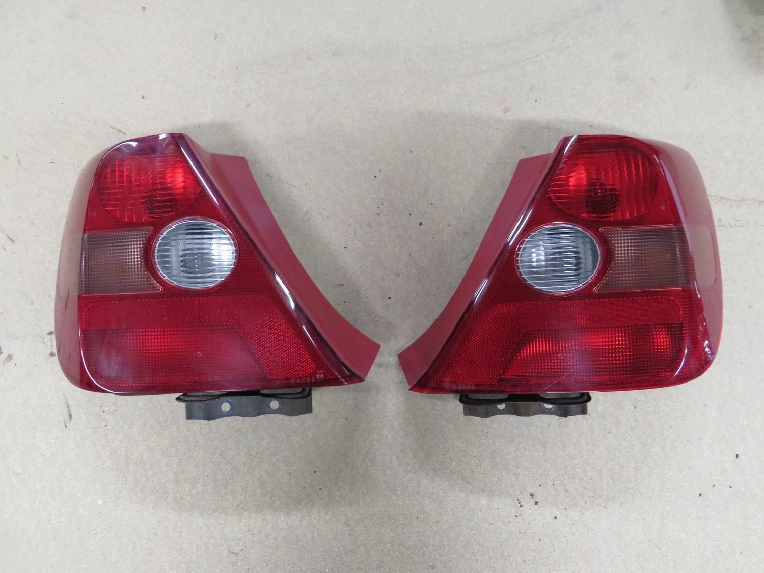 Honda Civic Type R EP3   Pare of rear Light Pre Face Lift