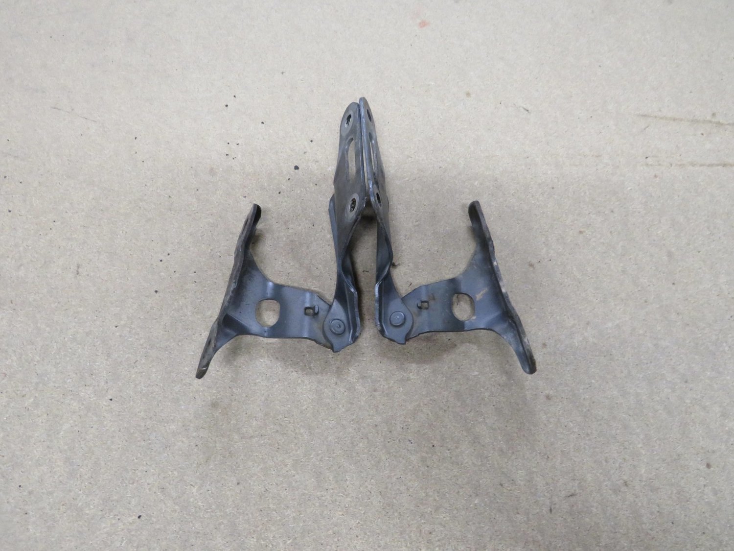 Honda Civic Type R Pair of Bonnet Hinges in Grey