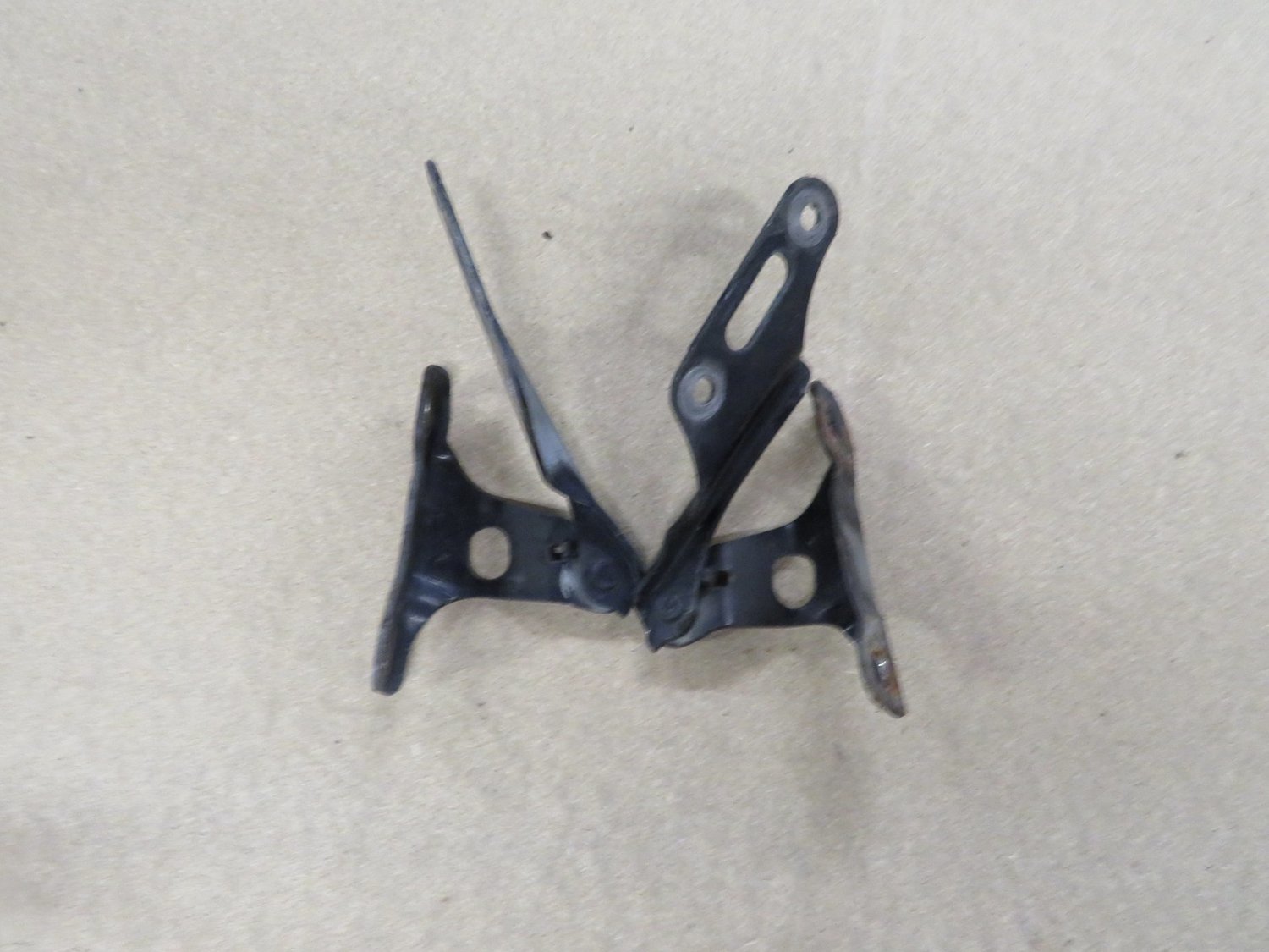 Honda Civic Type R Pair of Bonnet Hinges in Black