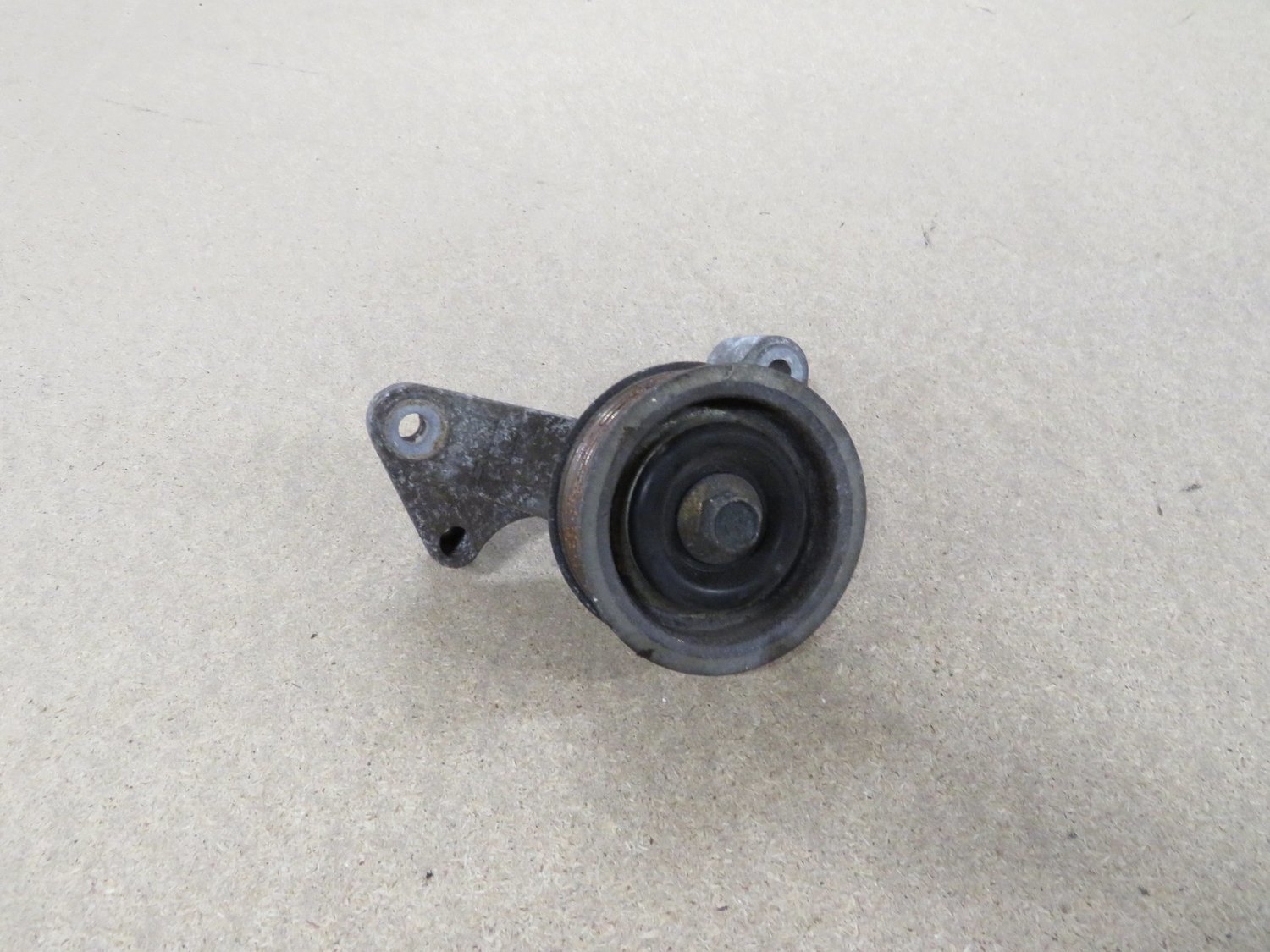 Honda Civic Type R   Auxiliary Belt Top pulley