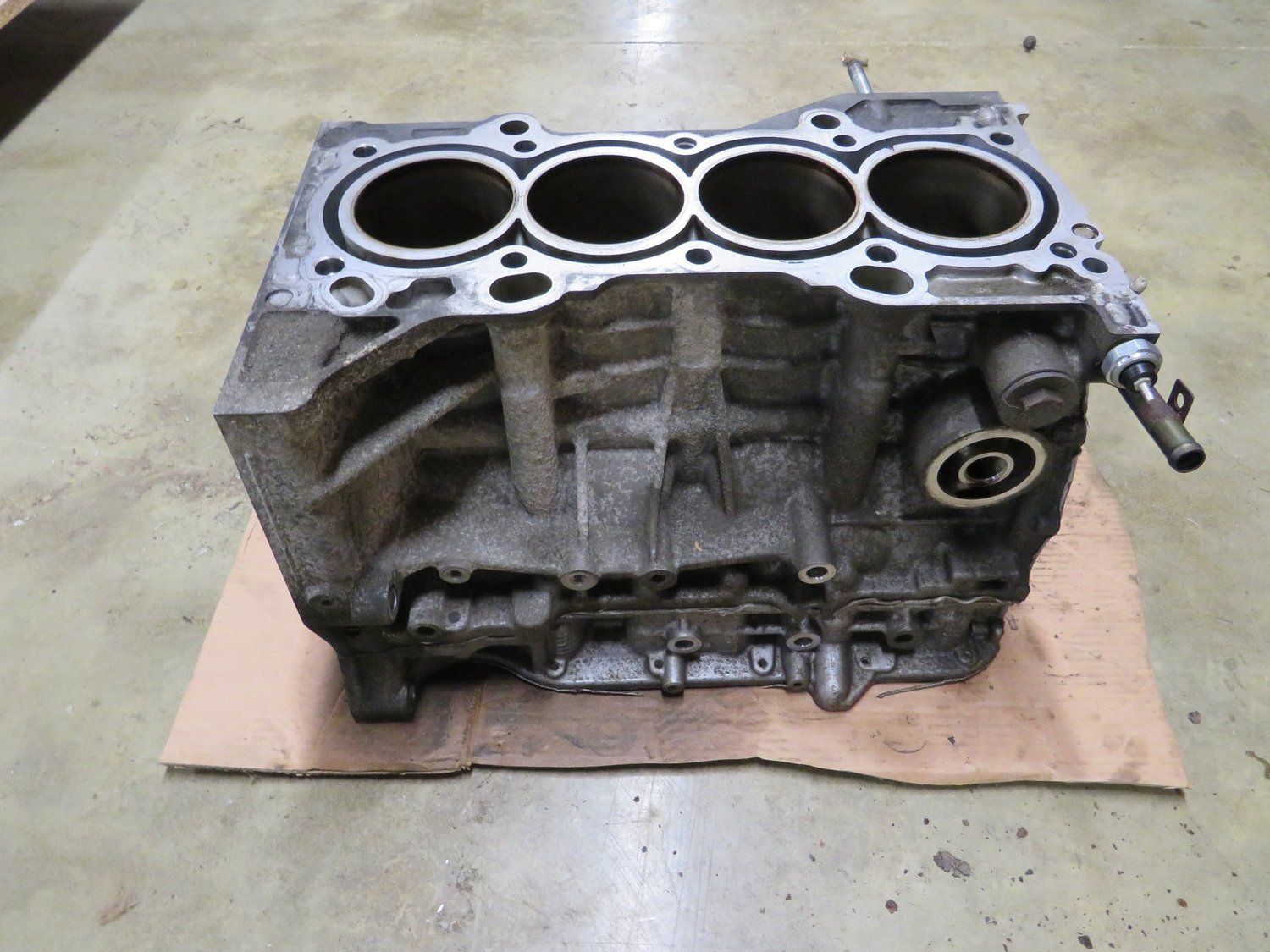 Honda Civic Type R   K20A2 Stripped bare Engine Block