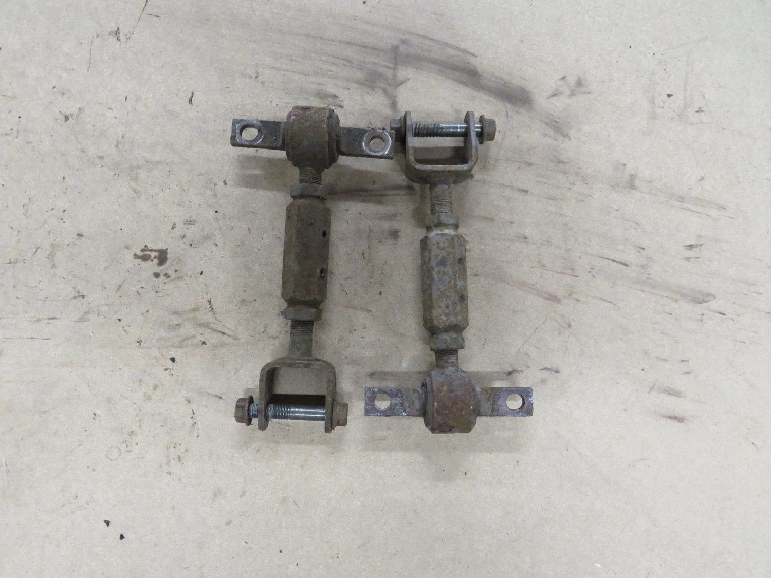 Honda Civic Type R  Aftermarket Adjustable Rear Arm hubs top arms