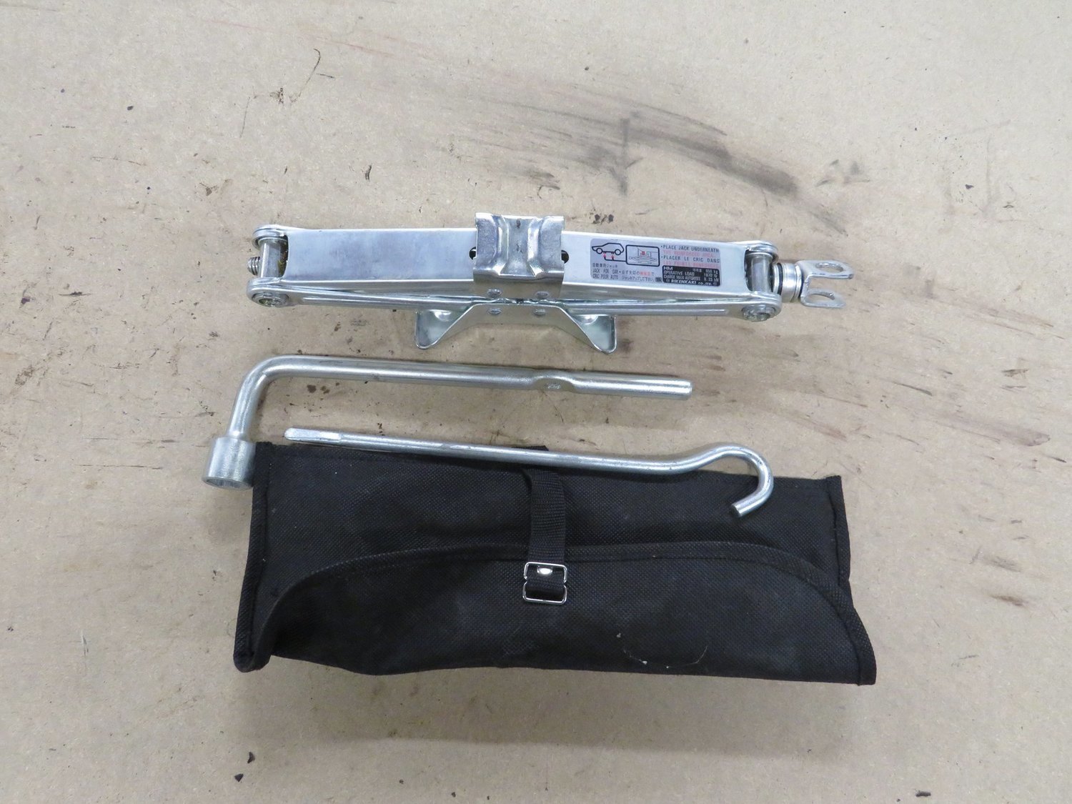 Honda Civic Type R  Jack kit Spare Wheel Space Saver Kit in Bag
