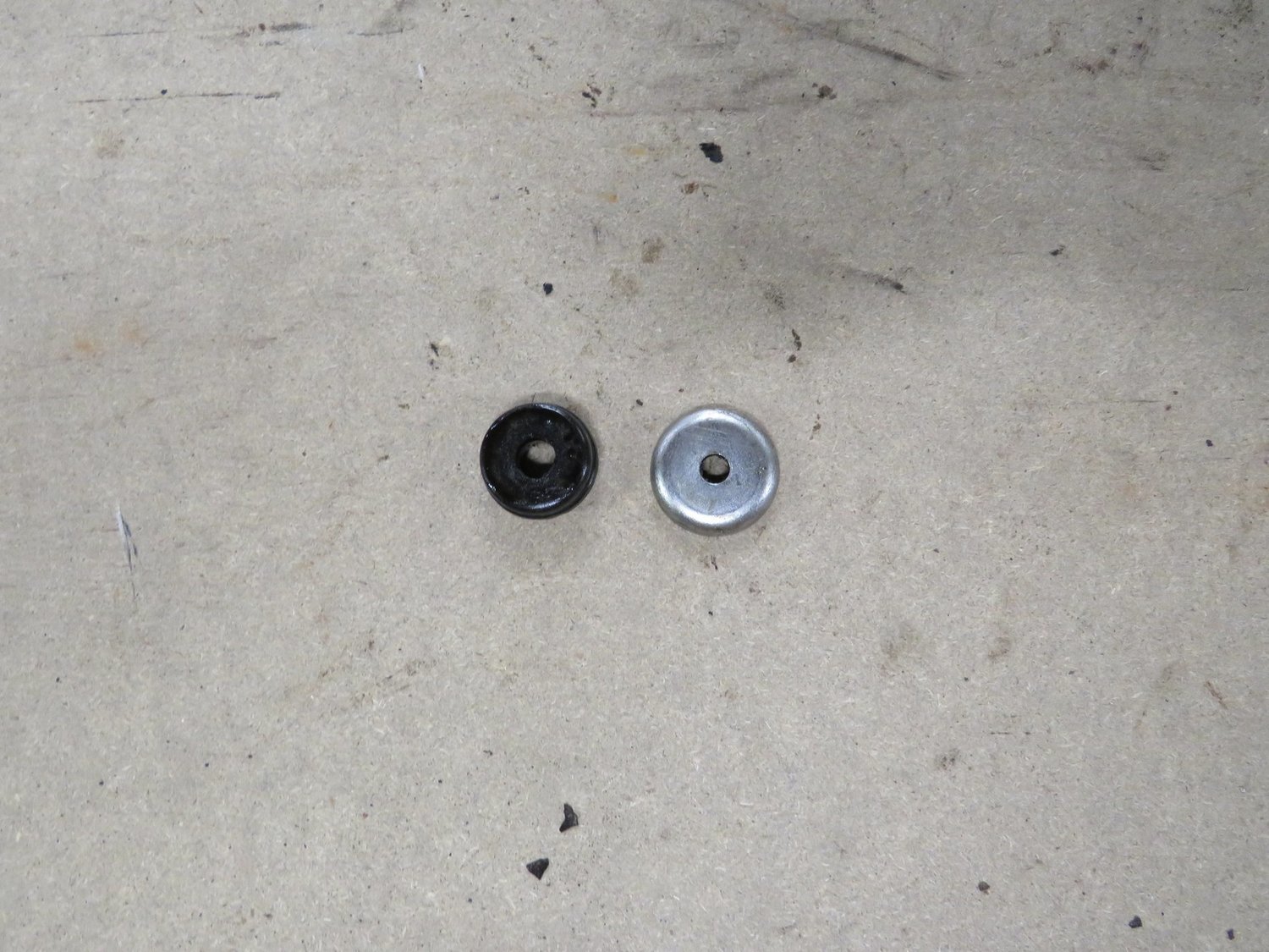 Honda Civic Type R    One Cam Cover bolt Rubber gromit and Washer