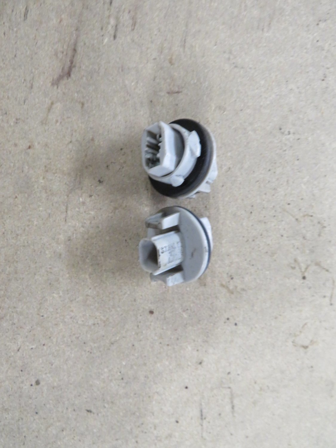 Honda Civic Type R   Boot Tail gate Reg plate Bulb Holders